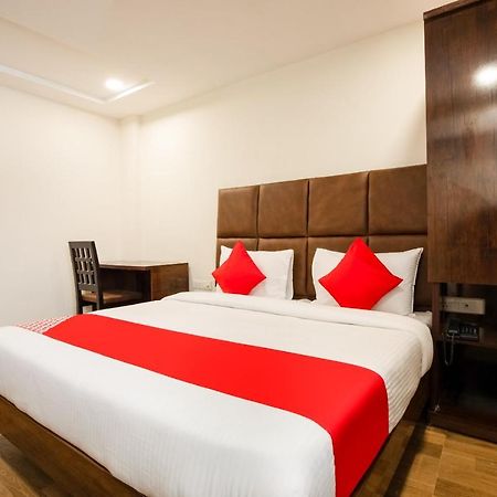 Oyo 71689 Hotel S Pride Ιντόρ Εξωτερικό φωτογραφία