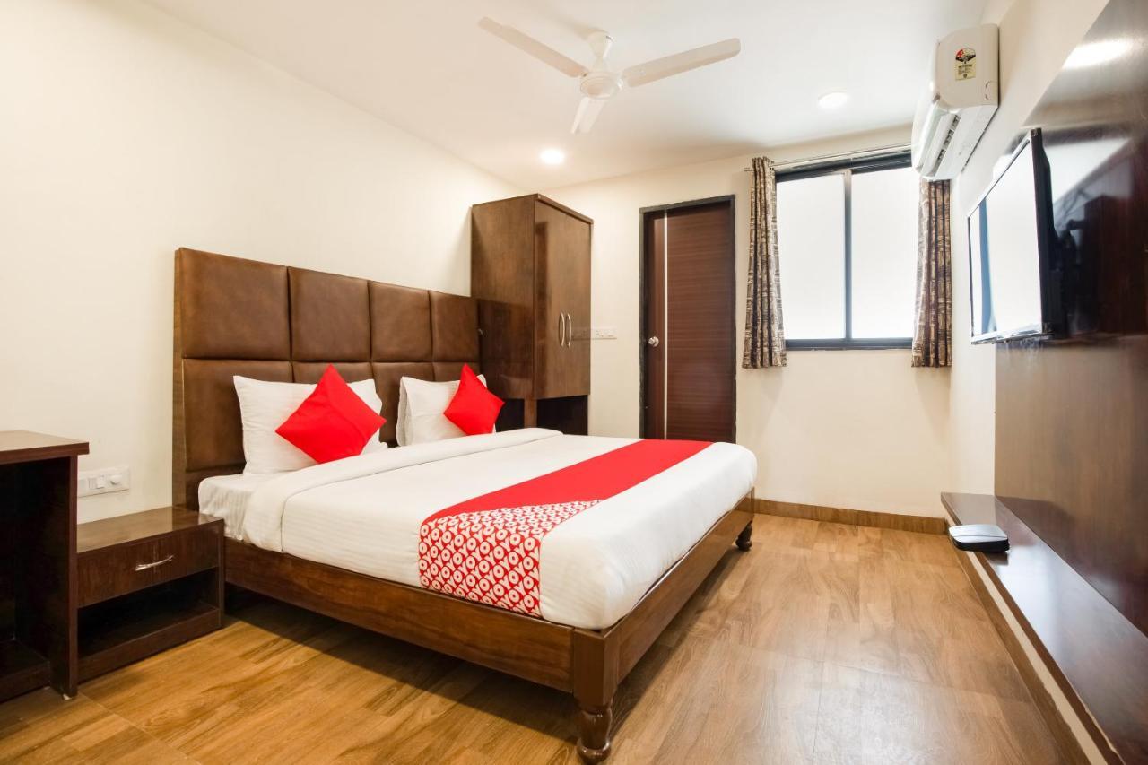 Oyo 71689 Hotel S Pride Ιντόρ Εξωτερικό φωτογραφία