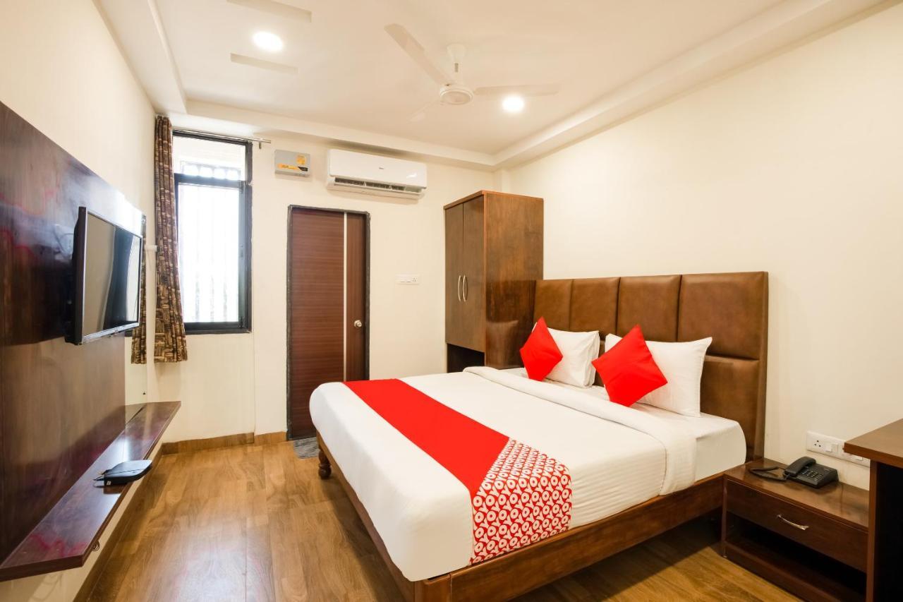 Oyo 71689 Hotel S Pride Ιντόρ Εξωτερικό φωτογραφία